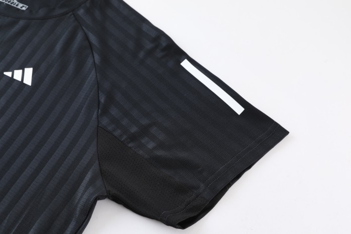 Sportswear adidas 1239