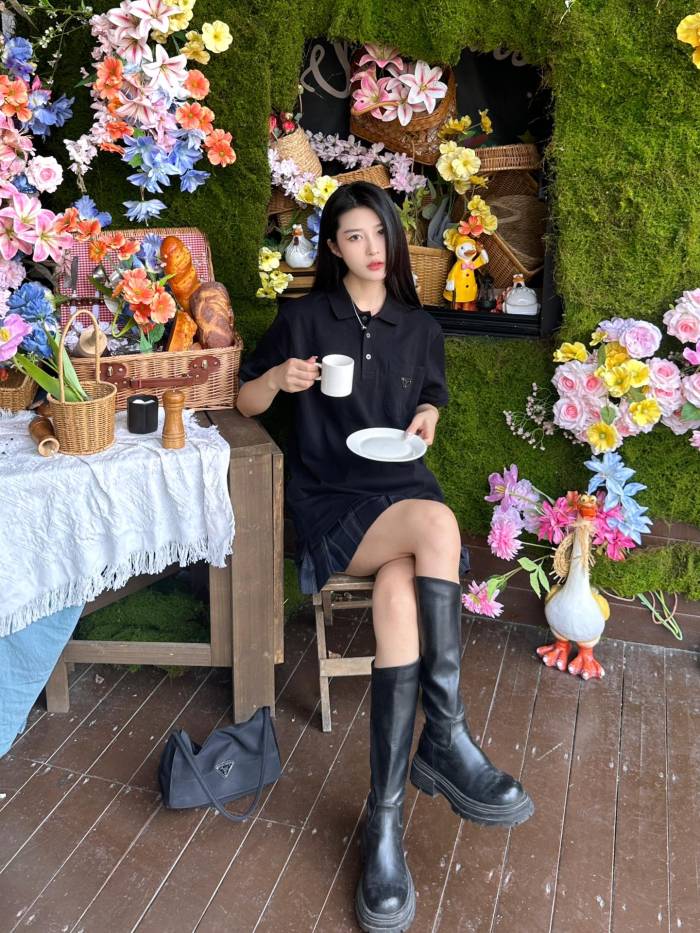 Clothes Prada 20240601-1