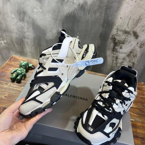 Balenciaga Track Beige Black