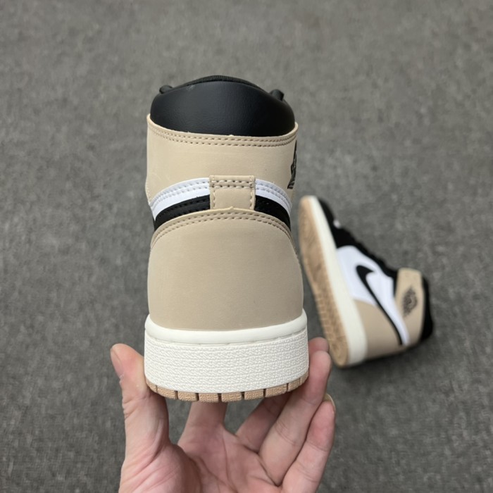 Jordan 1 Retro High OG Latte