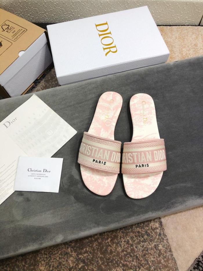 DIOR Dway Slide Slippers Women's Light Pink