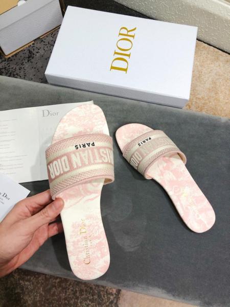 DIOR Dway Slide Slippers Women's Light Pink