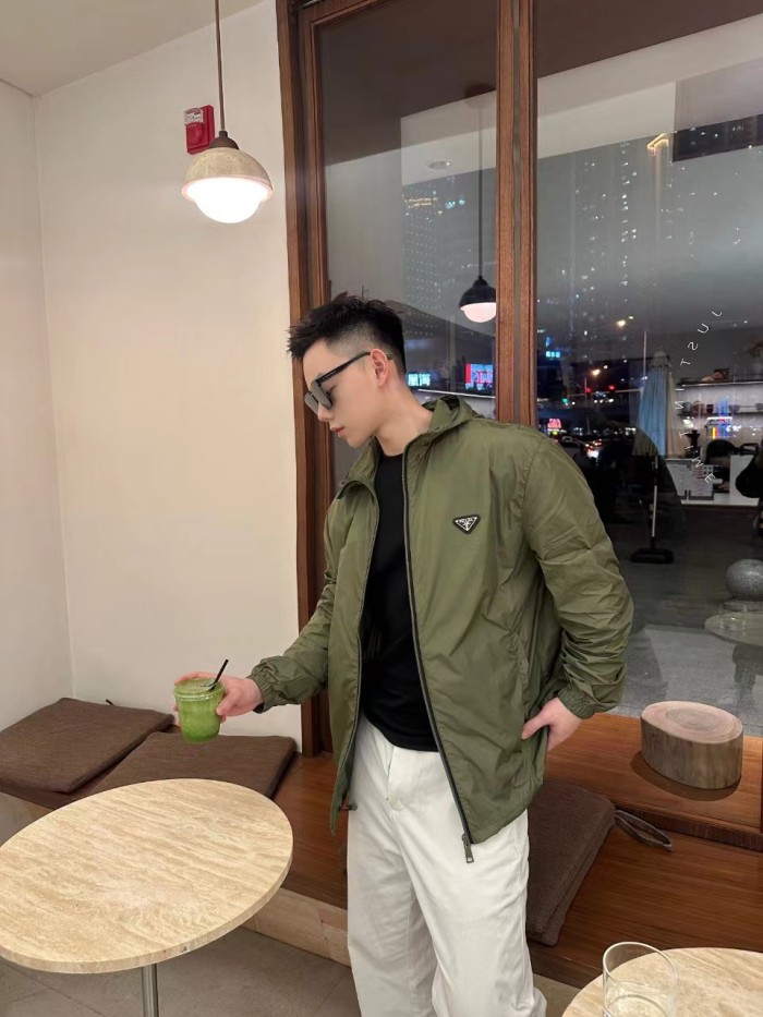  Clothes Prada 20240611-2