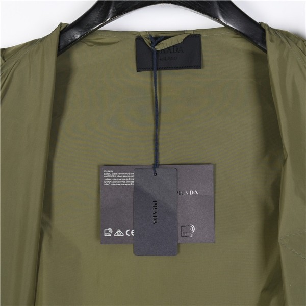  Clothes Prada 20240611-2