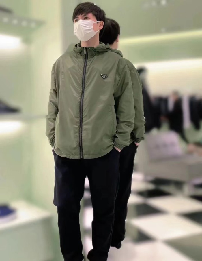  Clothes Prada 20240611-2