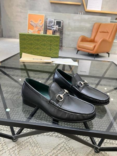 GUCCI Horsebit 1953 Loafers Men's Black