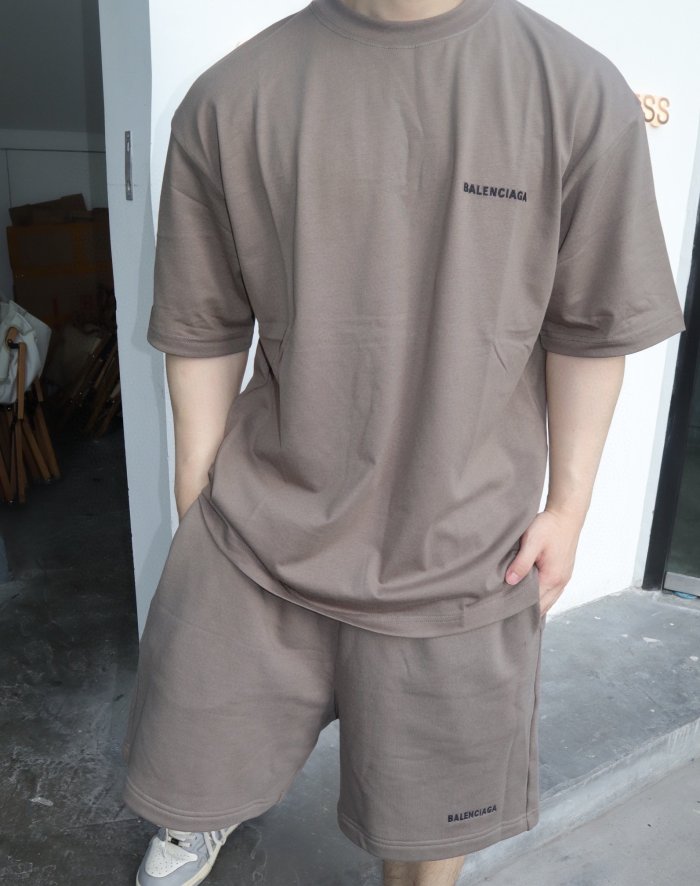  Clothes Balenciaga 20240616-2