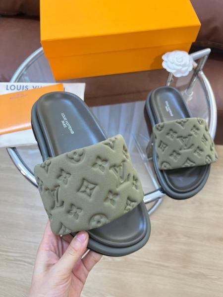 Louis Vuitton POOL PILLOW COMFORT 1AA1E7