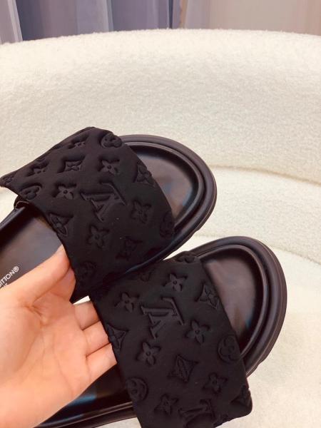 Louis Vuitton POOL PILLOW COMFORT 1AA1EG