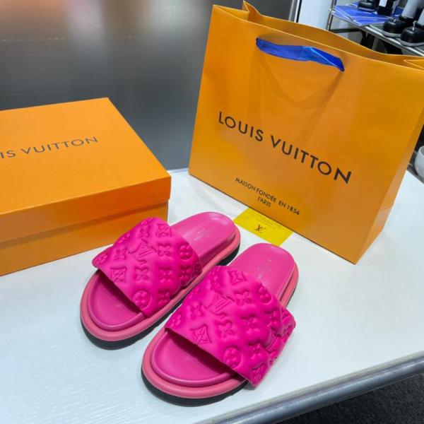 Louis Vuitton POOL PILLOW COMFORT 1AA1DP