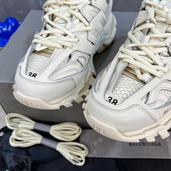 Balenciaga Track Trainer White With LED