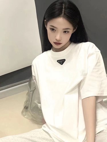  Clothes Prada 20240611-9