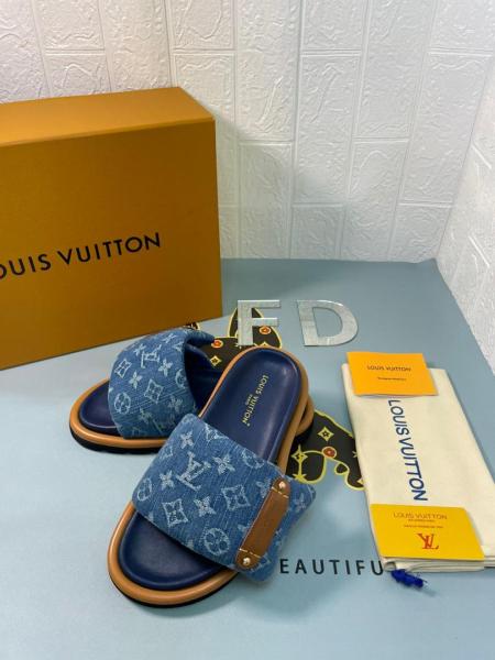 Louis Vuitton PILLOW 1ACJVF