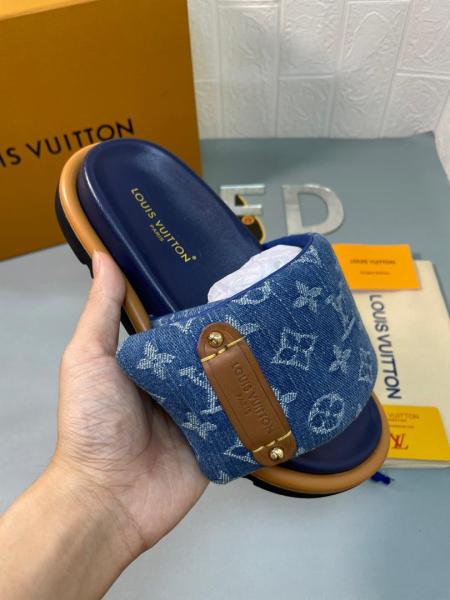Louis Vuitton PILLOW 1ACJVF