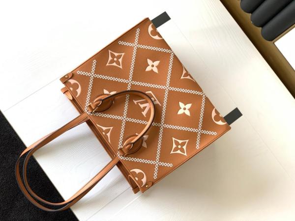 Handbag Louis Vuitton M46015 size：35 x 14 x 27cm