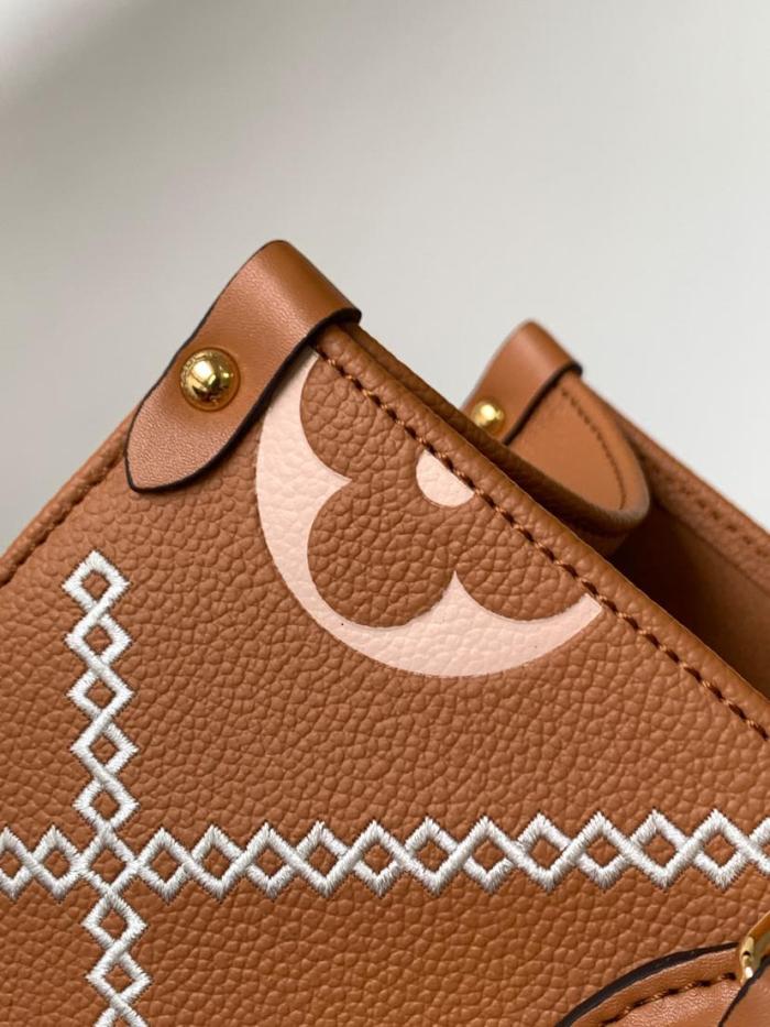 Handbag Louis Vuitton M46015 size：35 x 14 x 27cm