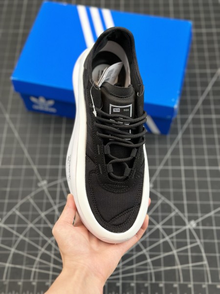 Adidas adiFOM TRXN Black White IF2226