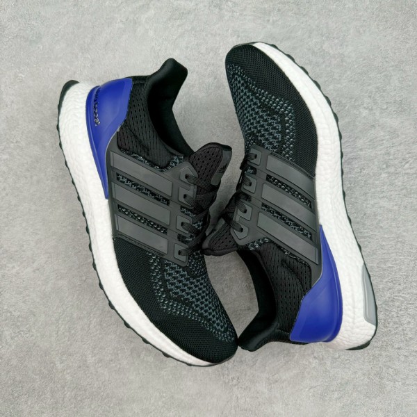adidas Ultra Boost OG (2018/2020)