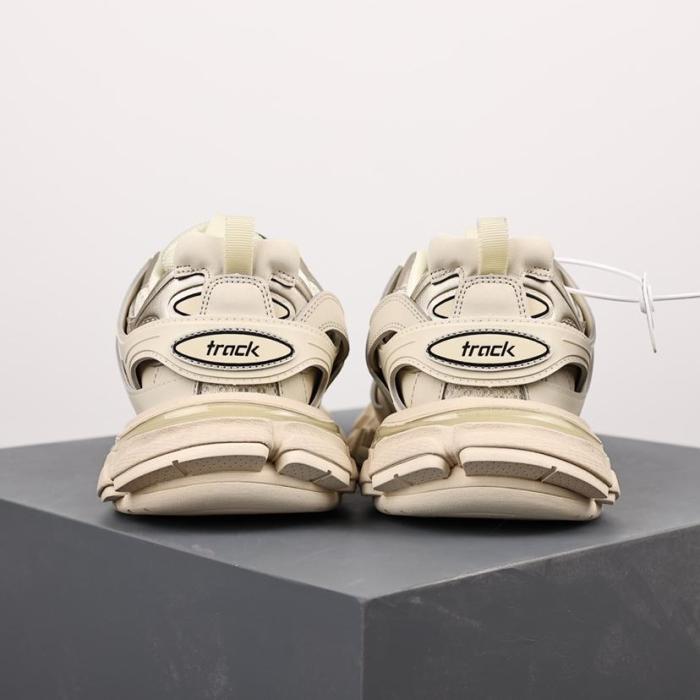 Balenciaga Track Beige 542023W2LA29110