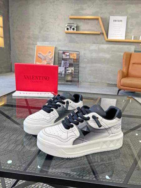 Valentino ONE STUD XL 3Y0S0G37YWMA01