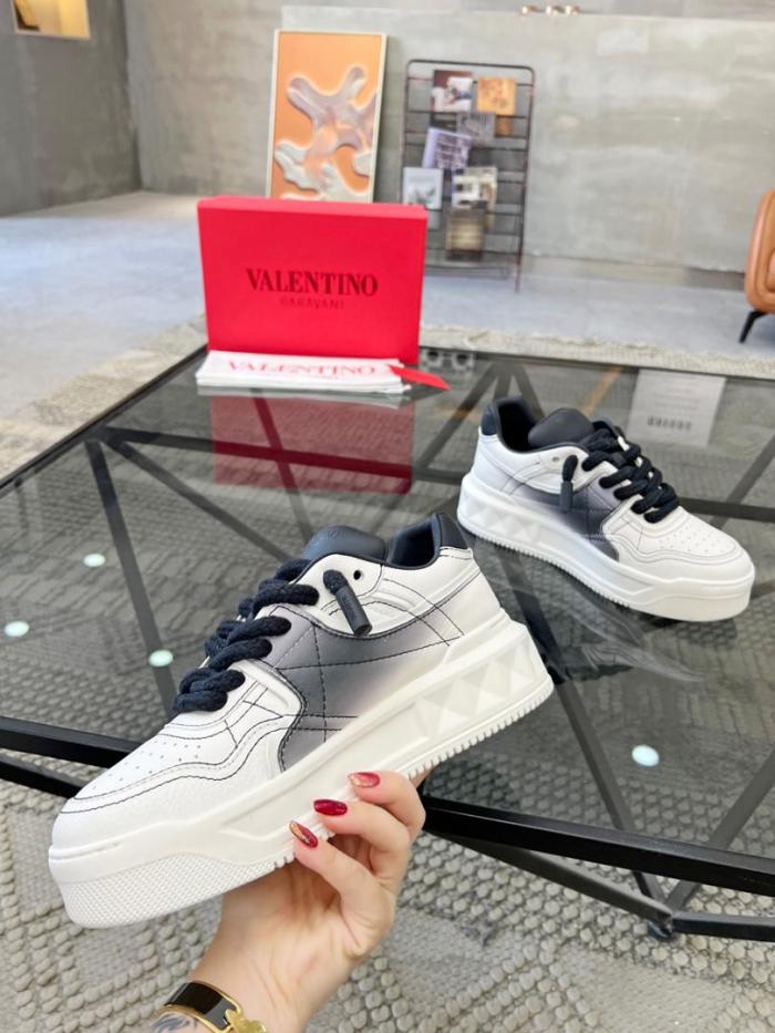 Valentino ONE STUD XL 3Y0S0G37YWMA01
