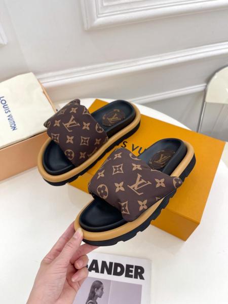 Louis Vuitton Mule Pool Pillow 1A98GT