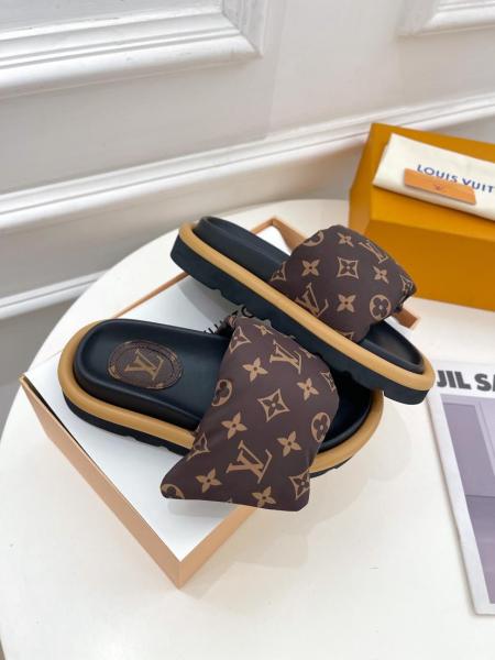 Louis Vuitton Mule Pool Pillow 1A98GT