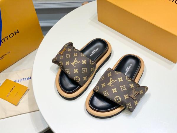 Louis Vuitton Mule Pool Pillow 1ABGIT