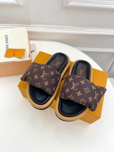 Louis Vuitton Mule Pool Pillow 1A98GT
