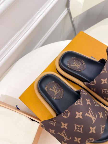 Louis Vuitton Mule Pool Pillow 1A98GT