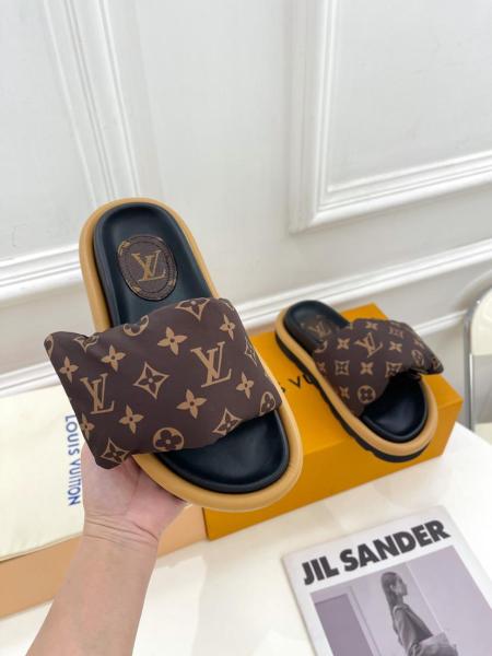 Louis Vuitton Mule Pool Pillow 1A98GT