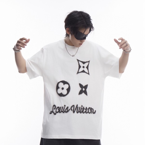  Clothes Louis Vuitton 20240726-45