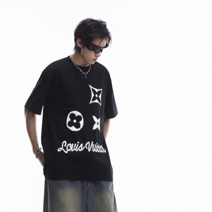  Clothes Louis Vuitton 20240726-44