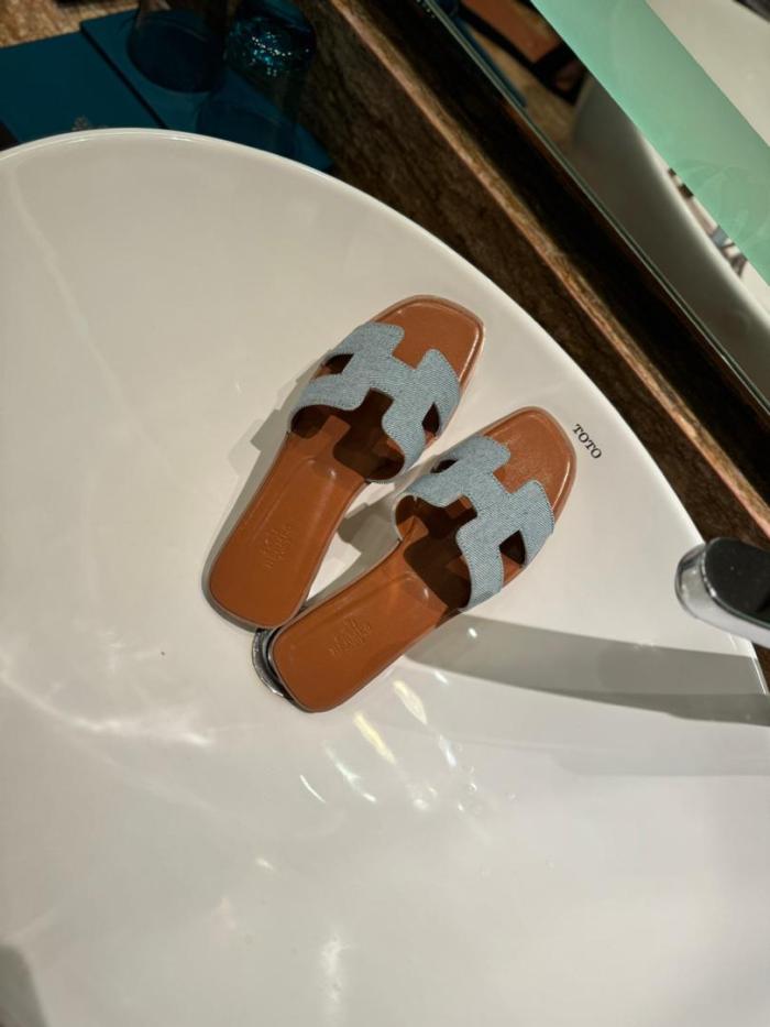 Hermes Oran sandal H211242Z BC36