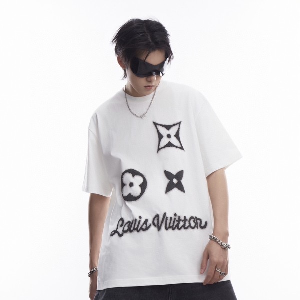  Clothes Louis Vuitton 20240726-45