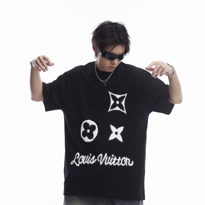  Clothes Louis Vuitton 20240726-44