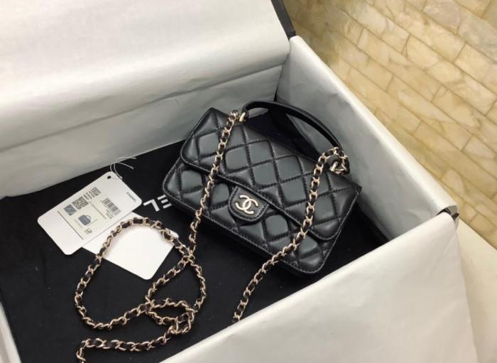 Handbags Chanel AP3226-B06660-94305 size 17*4*10 cm
