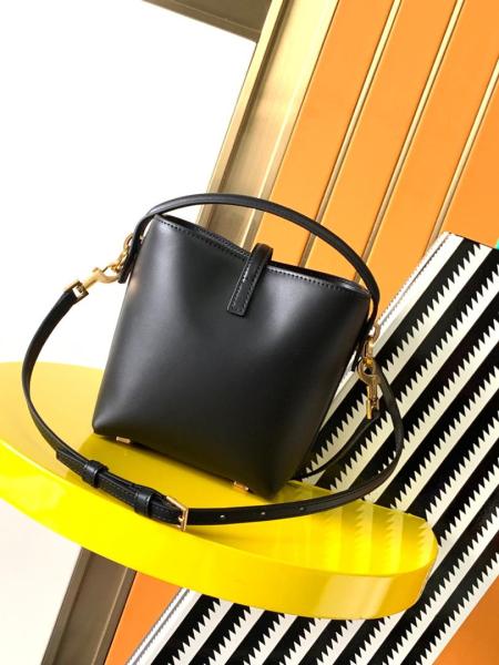 Handbags SAINT LAURENT 765870-2R20W-1000 size 13*6*15 cm