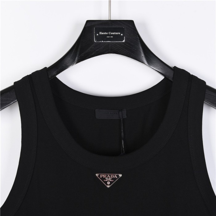  Clothes Prada 20240801-9