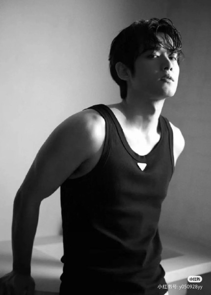  Clothes Prada 20240801-9