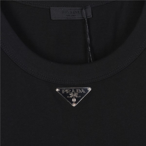  Clothes Prada 20240801-9