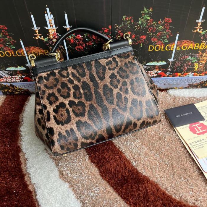 Handbags Dolce & Gabbana BB6002AM102HY13M  size 22*25*12 cm 