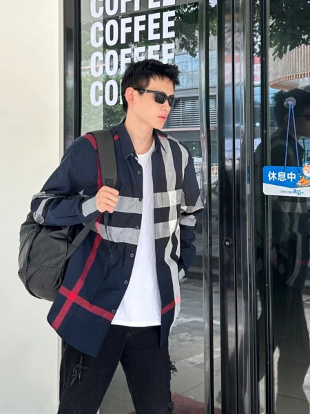  Clothes Burberry 20240818-8