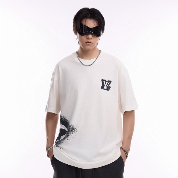  Clothes Louis Vuitton 20240819-5