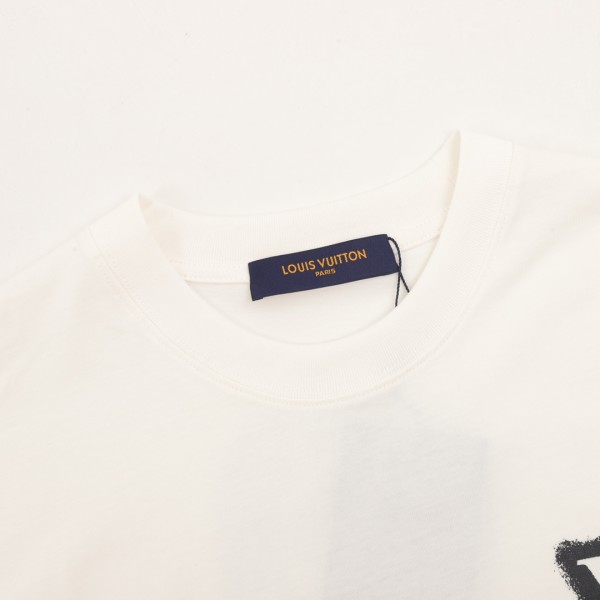  Clothes Louis Vuitton 20240819-5