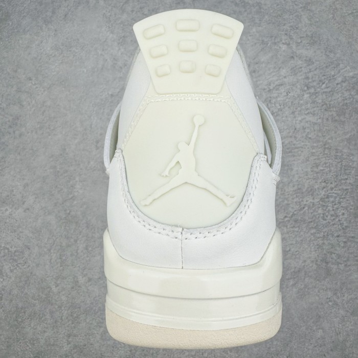 Jordan 4 Retro Metallic Gold