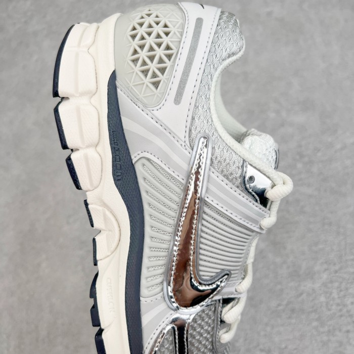 Nike Zoom Vomero 5 Photon Dust Metallic Silver (Women's)