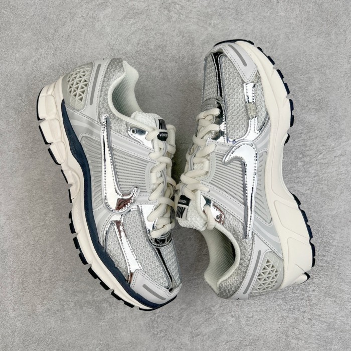 Nike Zoom Vomero 5 Photon Dust Metallic Silver (Women's)