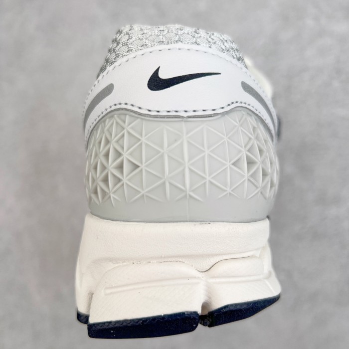 Nike Zoom Vomero 5 Photon Dust Metallic Silver (Women's)