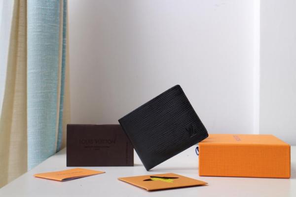 Wallet Louis Vuittno M60332 size 11*2*8.5 cm